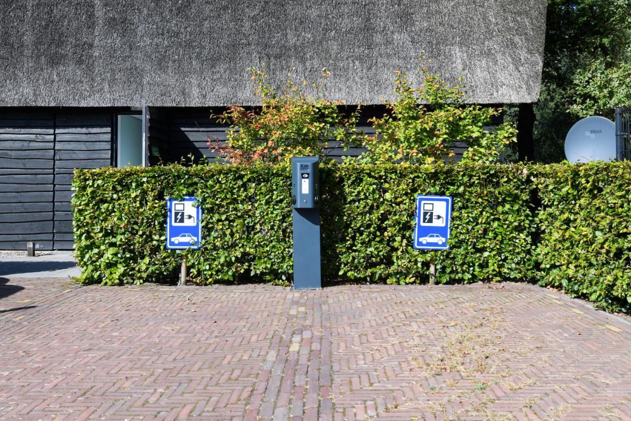 Hotel De Roode Schuur Nijkerk Exteriör bild